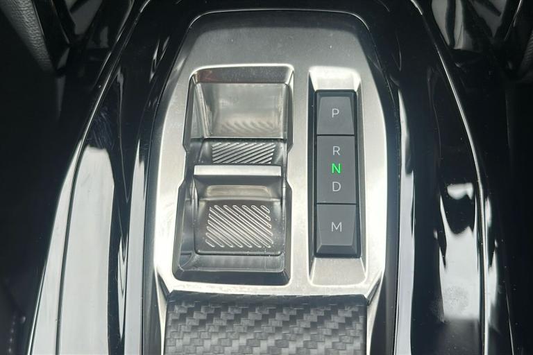  Peugeot 208 1.2 Puretech Gt Hatchback 5dr Petrol Eat Euro 6 s/s 100 Ps Petrol