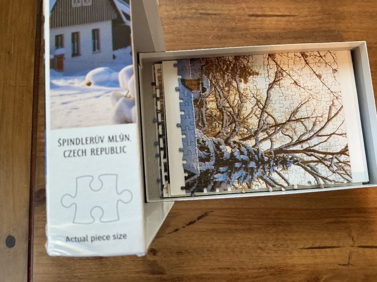 1000 piece jig saw puzzle Spindleruv, Czech Republic 