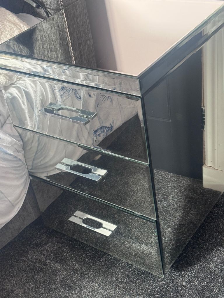 Next bedside unit x2