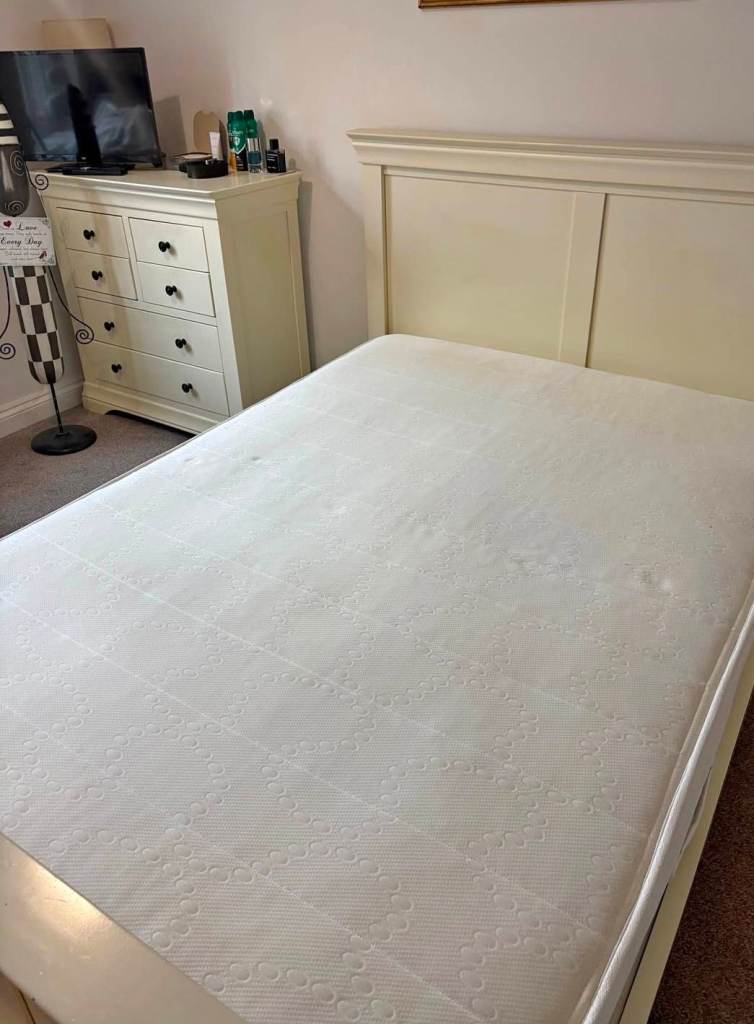 Double bed  frame  + clean mattress
