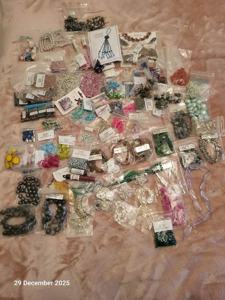 Mixed lot of Seed Beads, Gemstones and Beading Kits