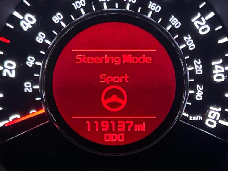 KIA CEED 1.6 CRDi 2 Euro 6 (s/s) 5dr 2015