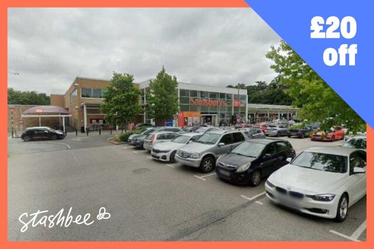 Parking Space to rent in Banbury (OX16) | Stashbee