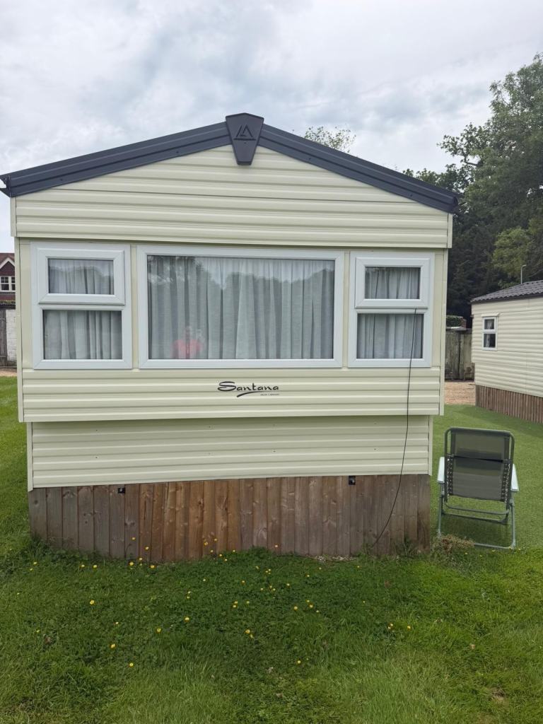 Delta Goodwood – 28x10ft – 3 years old | 2 bed – Double Glazed