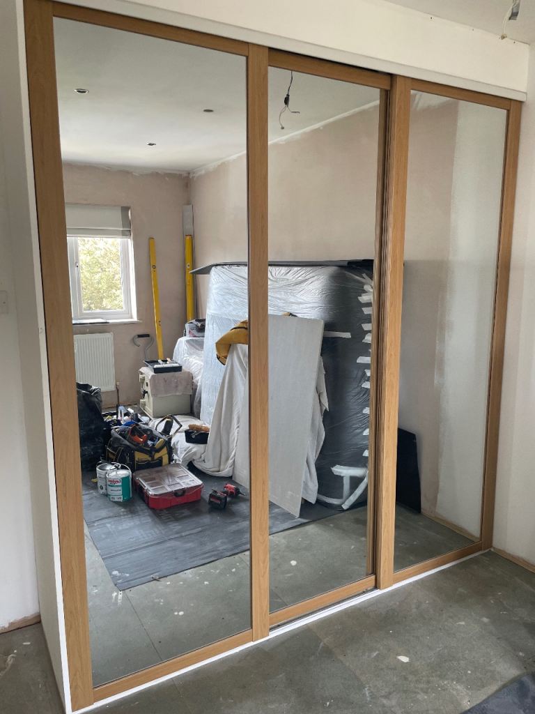 Sliding Mirrored wardrobe doors 