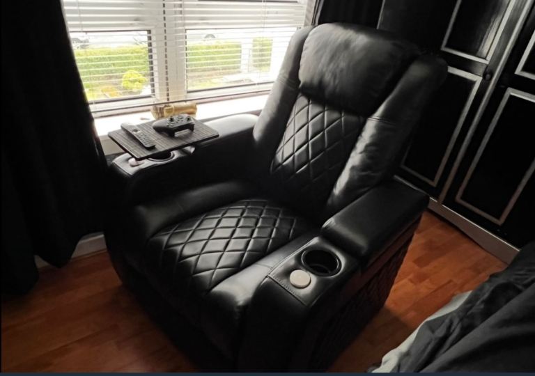 Valencia Tuscany Black Leather Power Reclining cinema chair