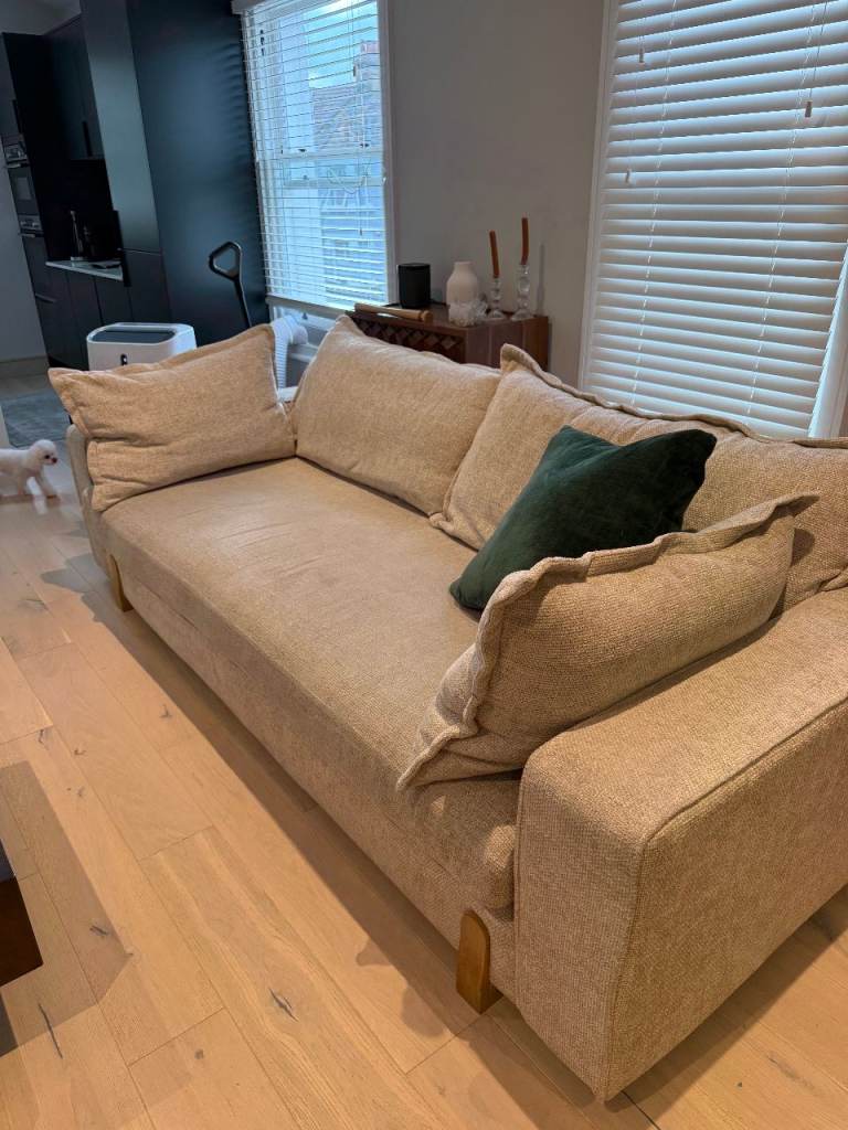 Luxury Large 3/4 Seater Deep Sofa – Oatmeal/Neutral – Good Condition