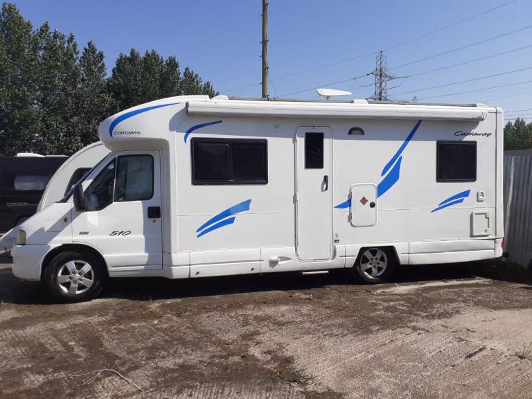 Peugeot 2.8hdi fixed bed motorhome  o6
