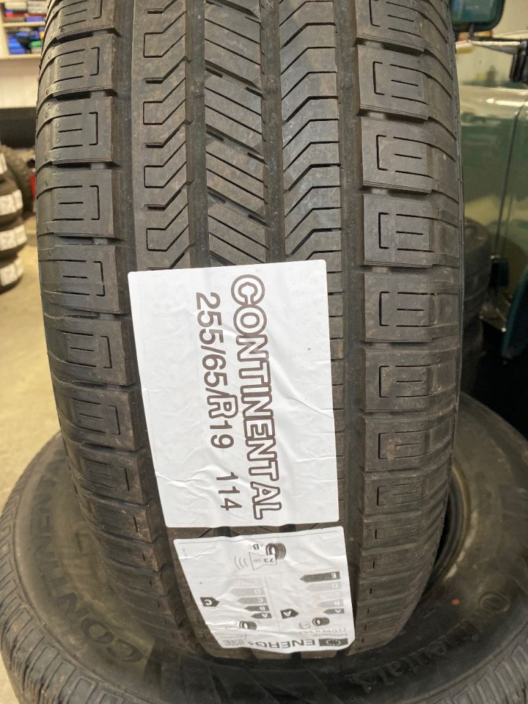 4x255/65/19 tyres 