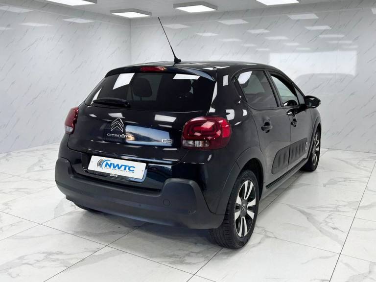 2017 Citroen C3 1.2 PureTech Flair Hatchback 5dr Petrol Manual Euro 6 (82 ps)  F/S/H X8! 2  Hatch...