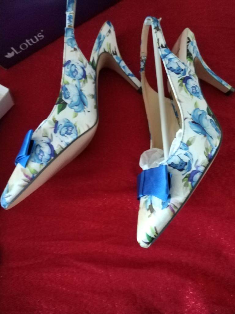 NEW Lotus matching bag and shoes/sandals/slingbacks WEDDING / RACES / OCCASION 