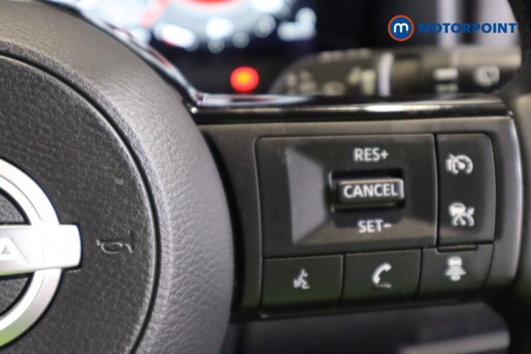 2023 Nissan Qashqai 1.3 DiG-T MH N-Connecta [Glass Roof] 5dr SUV Petrol Manual