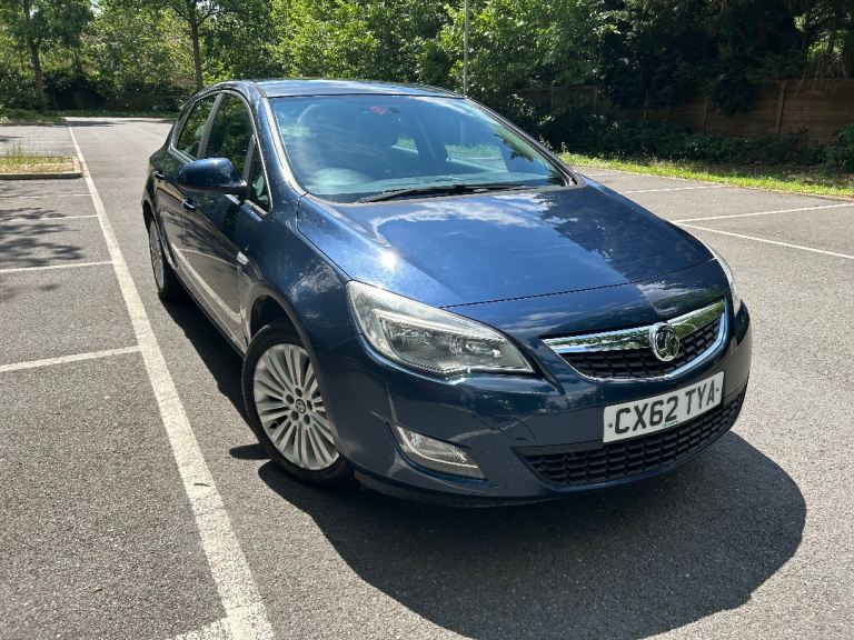 Vauxhall, ASTRA, Hatchback, 2012, Manual, 1398 (cc), 5 doors