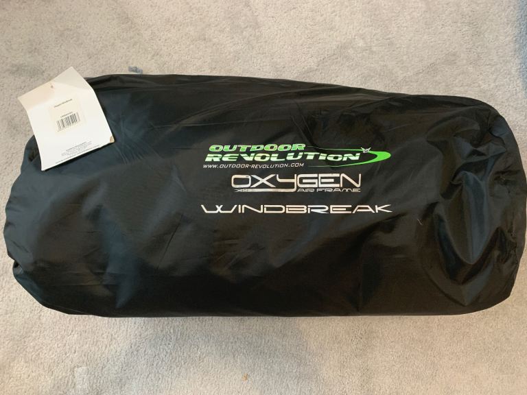 New - Never Used Outdoor Revolution Oxygen Air Windbreak