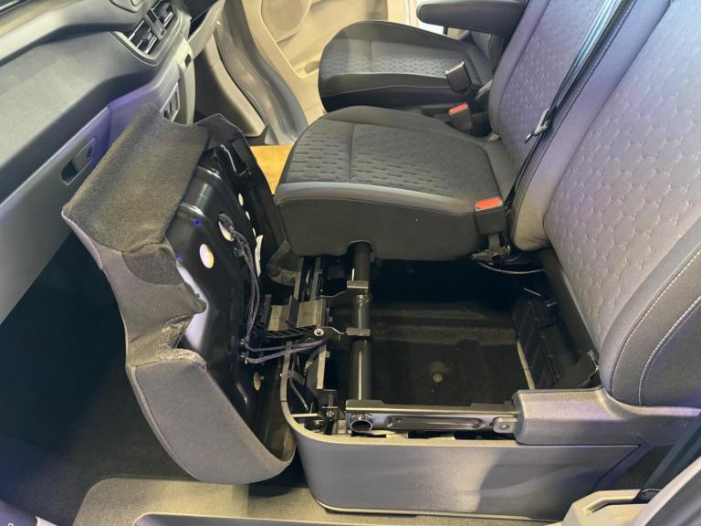 2025 Ford Transit Custom 2.0 320 EcoBlue Limited Crew Van Auto L1 H1 Euro 6 (s/s) 5dr PANEL VAN D...