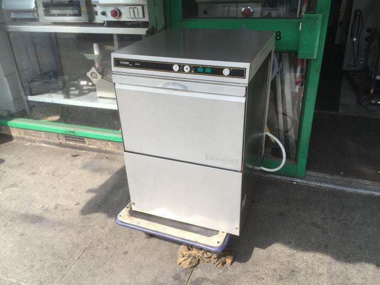 HOBART COMMERCIAL DISHWASHER  SERVICED  CATERING CAFE RESTAURANT FAST FOOD SHOP KITCHEN 