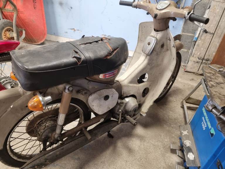 Honda cub 90 1972