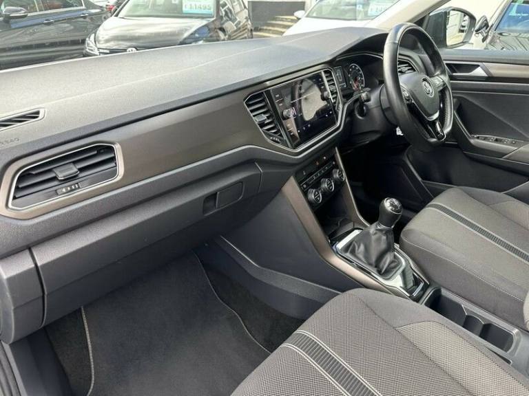 2018 Volkswagen T-Roc 1.0 TSI SE SUV 5dr Petrol Manual Euro 6 (s/s) (115 ps) HATCHBACK Petrol Manual