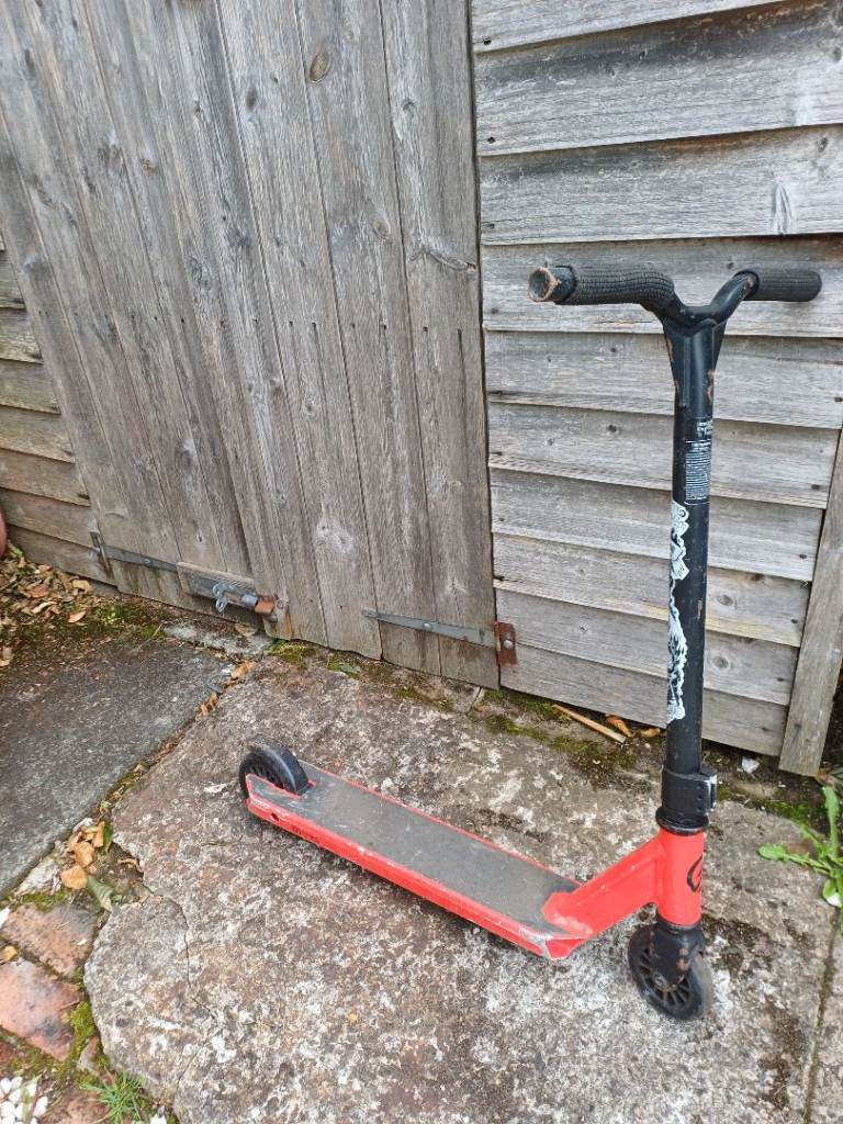 Kids stunt scooter 