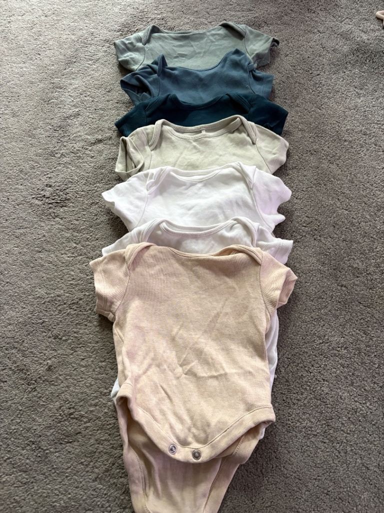 Baby clothes -job lot 