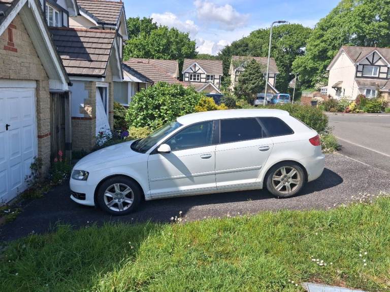 Audi, A3, Hatchback, 2011, Manual, 1598 (cc), 5 doors