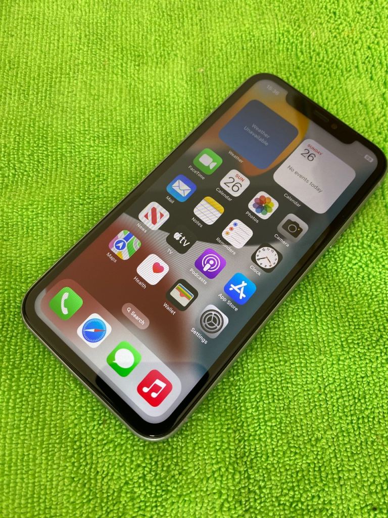 IPhone 11 unlocked 64GB 