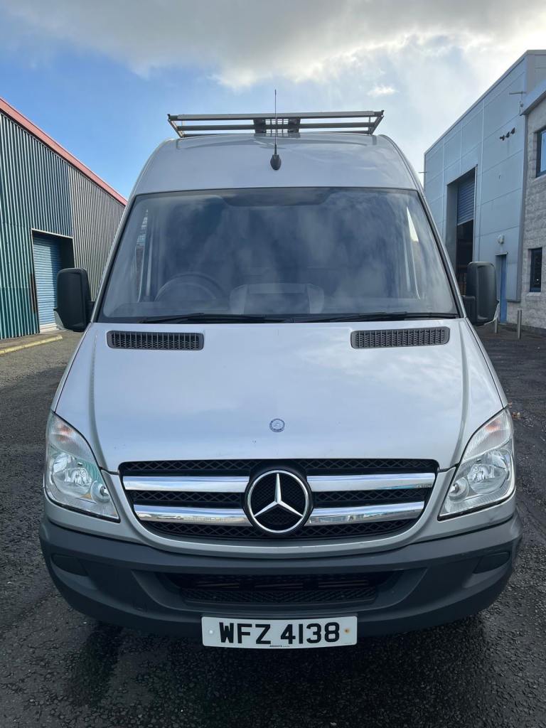 Mercedes Benz Springer 315 CDI Van
