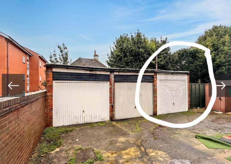 Garage For Long-Term Rental - Upperton, Eastbourne 