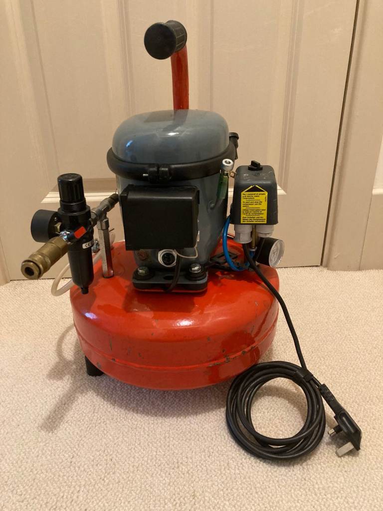 Clarke silent air compressor model shhh Air 30/9