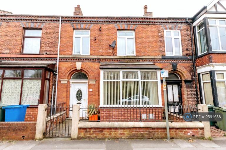 5 bedroom house in Railway Street, Chorley, PR7 (5 bed) (#2594688)