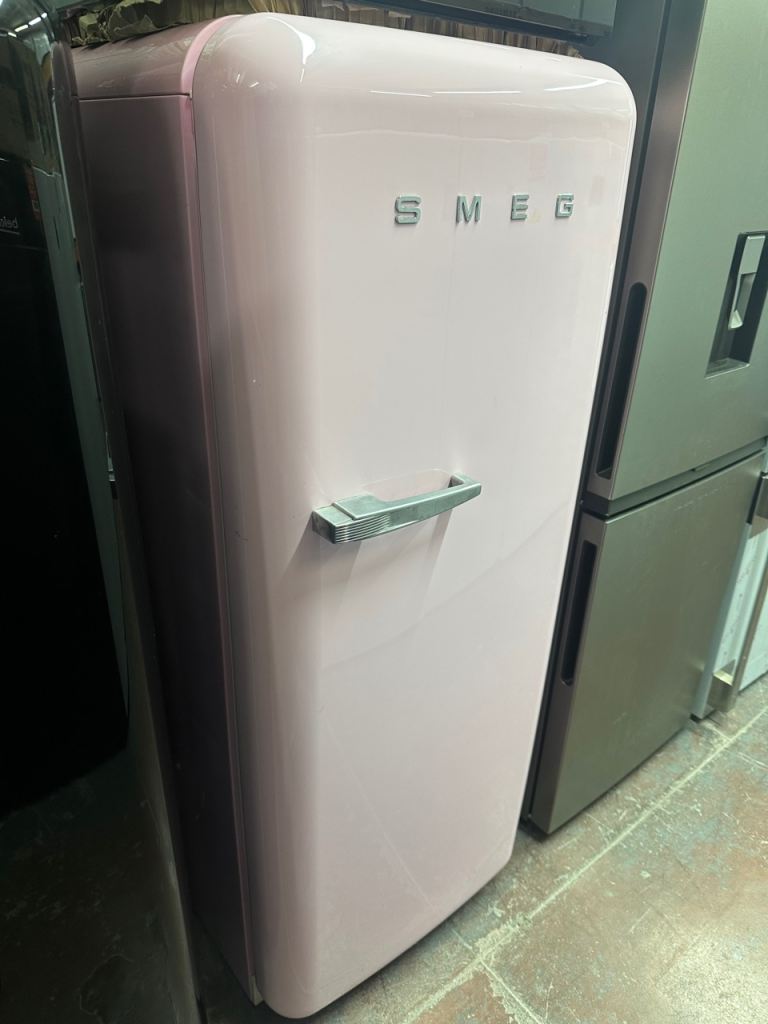 PINK SMEG FAB28 FRIDGE FREEZER 