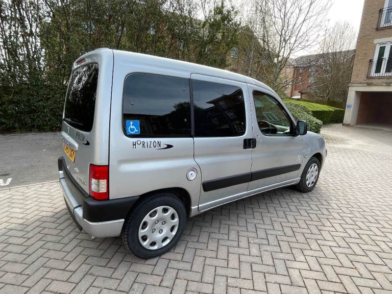 Peugeot Partner 1.4 Petrol 5 Seats – Wheelchair Access – ULEZ Compliant – 74,690 miles