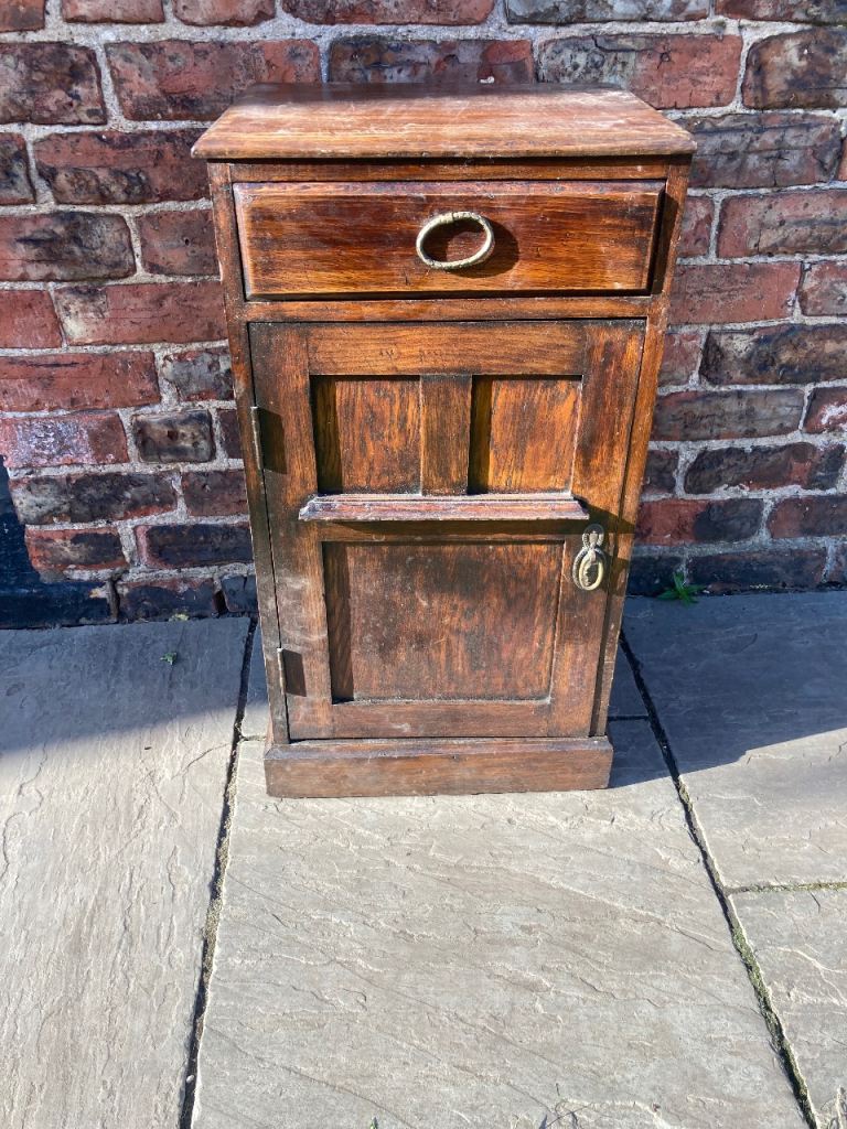 Small cabinet