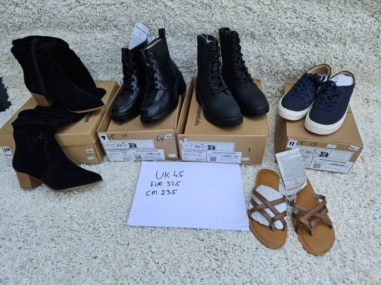 Various women's shoes, size 4,5 Brand new, perfect for any occasion. .or for resale.