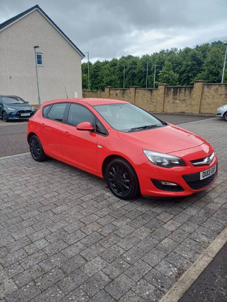 Vauxhall, ASTRA, Hatchback, 2013, Manual, 1598 (cc), 5 doors