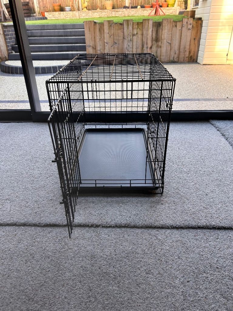 Dog crate