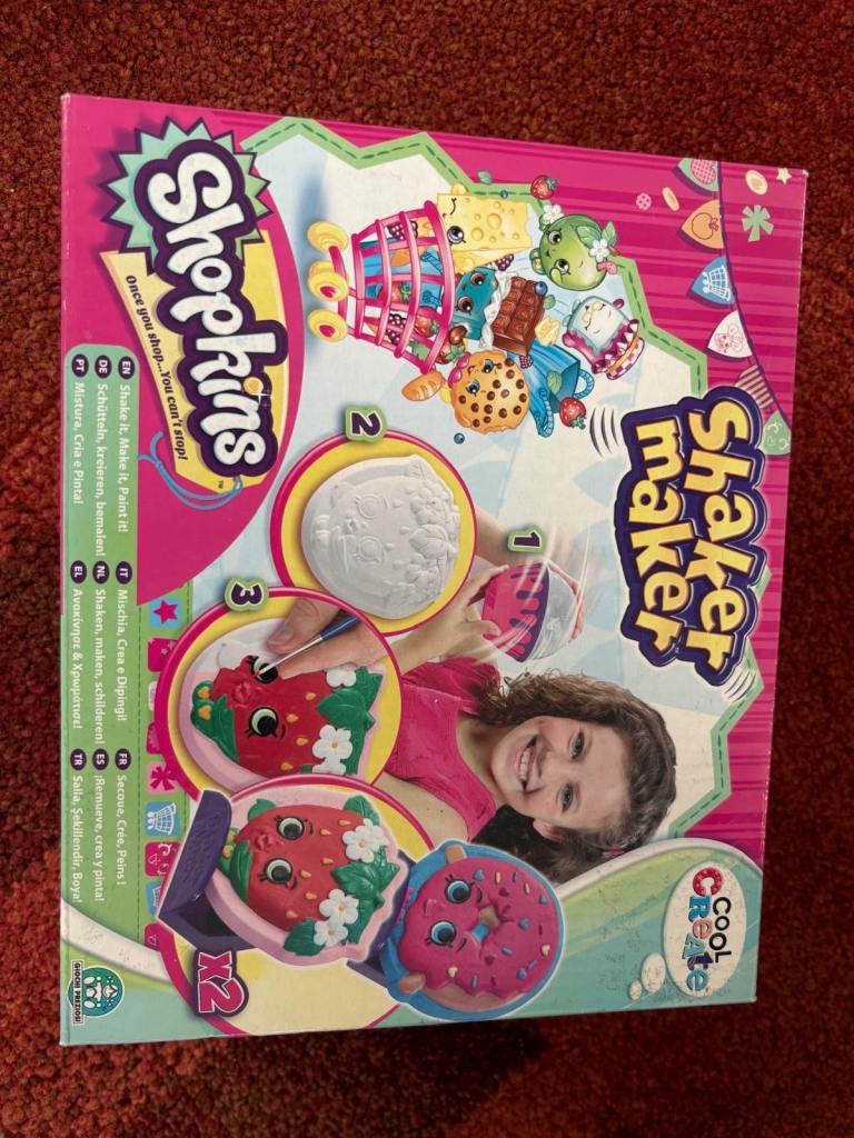 Shopkins Shaker Maker Creative Craft Kit - New & Boxed
