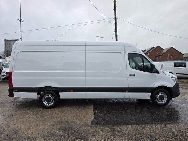Man And Van / Removals - 24/7 Available | Delivery & Collection / Full House Move