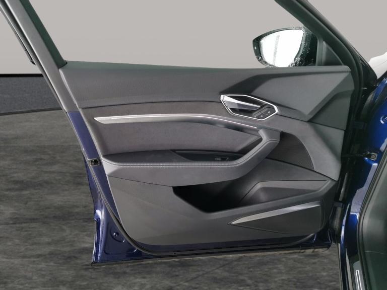 2021 Audi e-tron 300kW 55 Quattro 95kWh Black Edition 5dr Auto ESTATE ELECTRIC Automatic