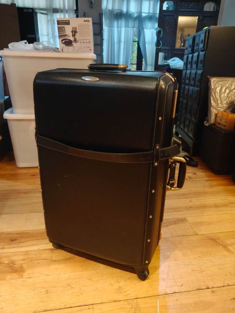 Vintage Samsonite black label suitcase