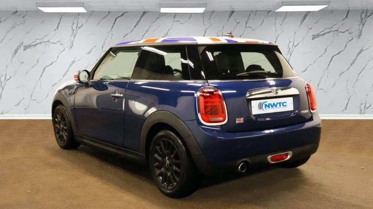 2016 MINI Hatch 1.5 Cooper Hatchback 3dr Petrol Manual Euro 6 (s/s) (136 ps) Hatchback Petrol Manual