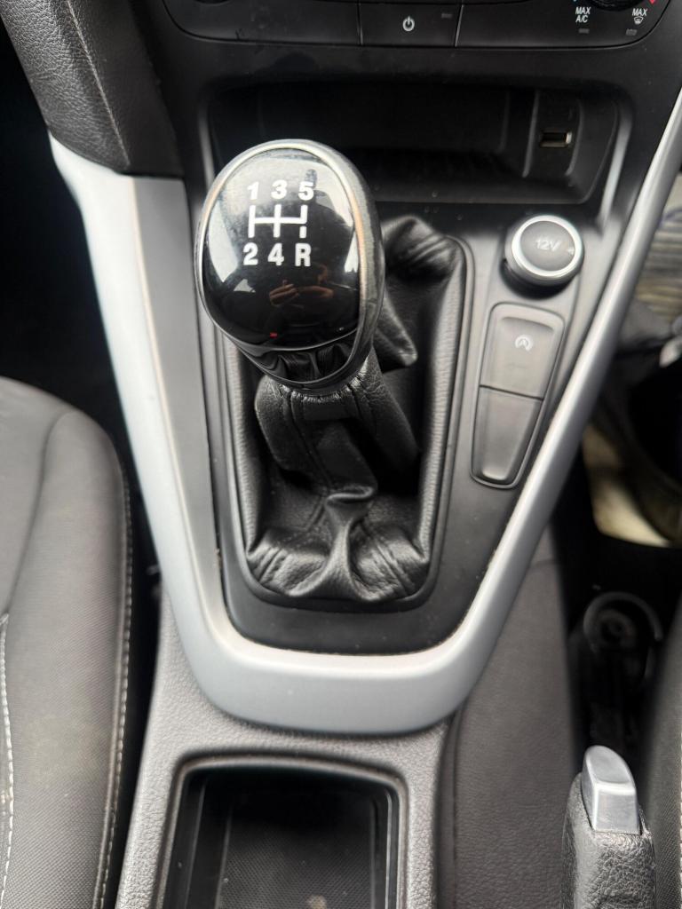 2015 Ford Focus 1.0 EcoBoost Zetec 5dr HATCHBACK PETROL Manual