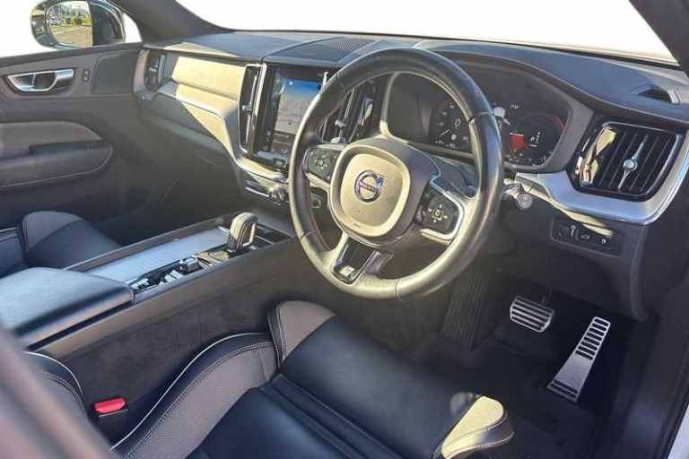 2020 Volvo XC60 2.0 T8 [390] Hybrid R DESIGN Pro 5dr AWD G tronic ESTATE PETROL/ELECTRIC Automatic