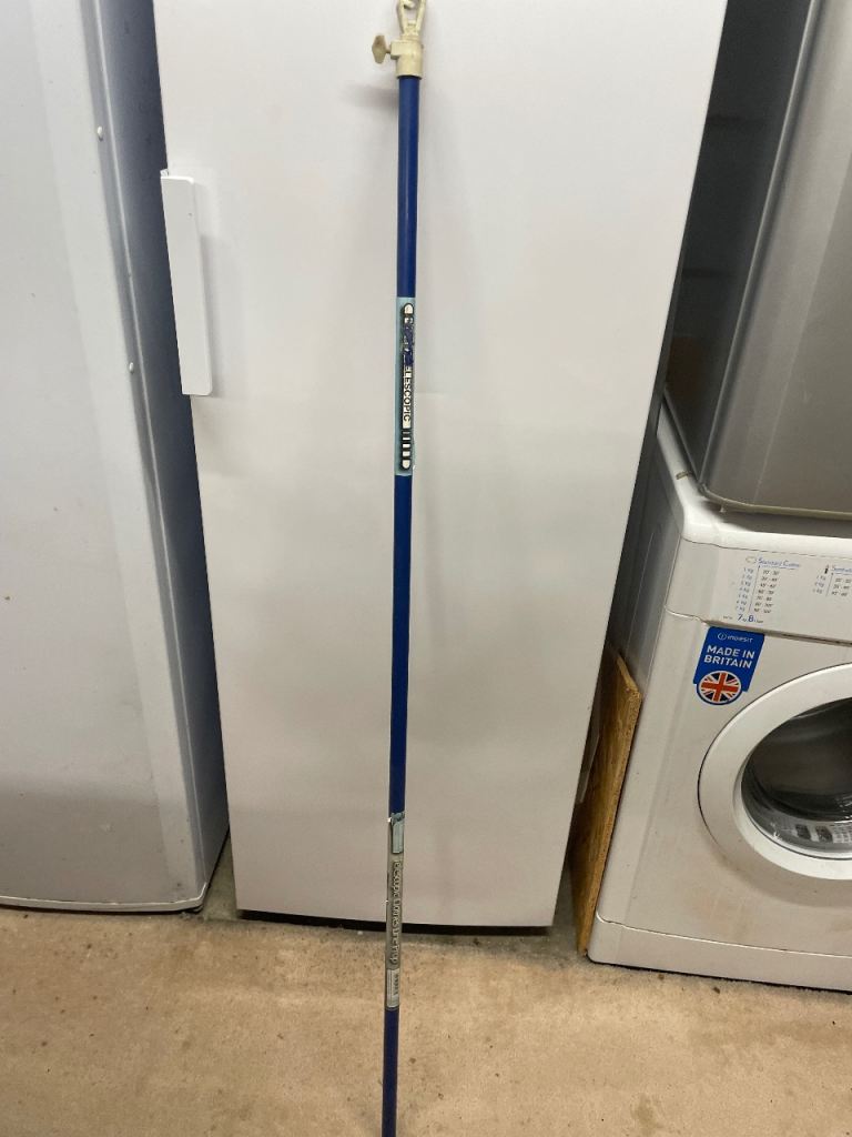 Good Condition Extendable Clothes Washing Line Pole