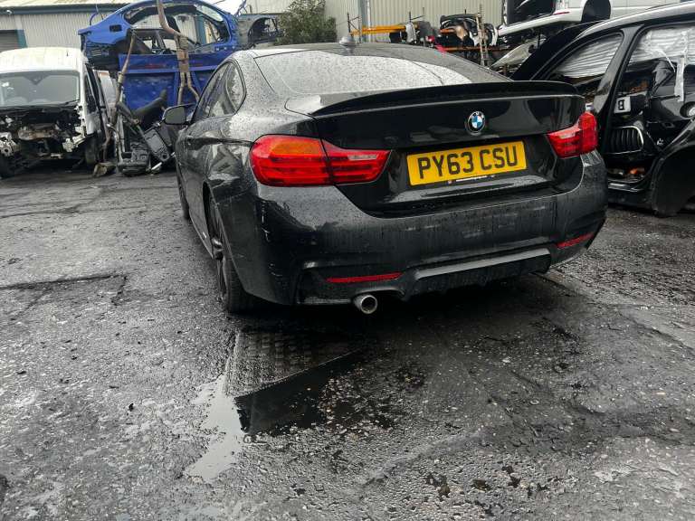 2013 BMW 4 SERIES 420D M SPORT 2DR AUTO BREAKING FOR PARTS