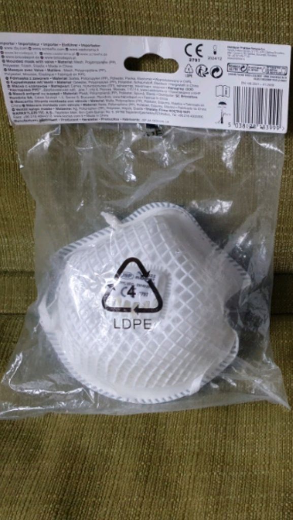 MASK with VALVE FFP2 