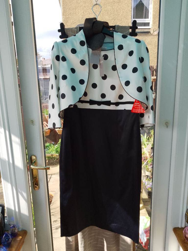 Beautiful brand new dress 