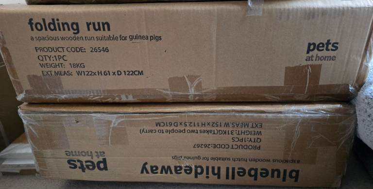 Bluebell hutch and 4ft run new in box