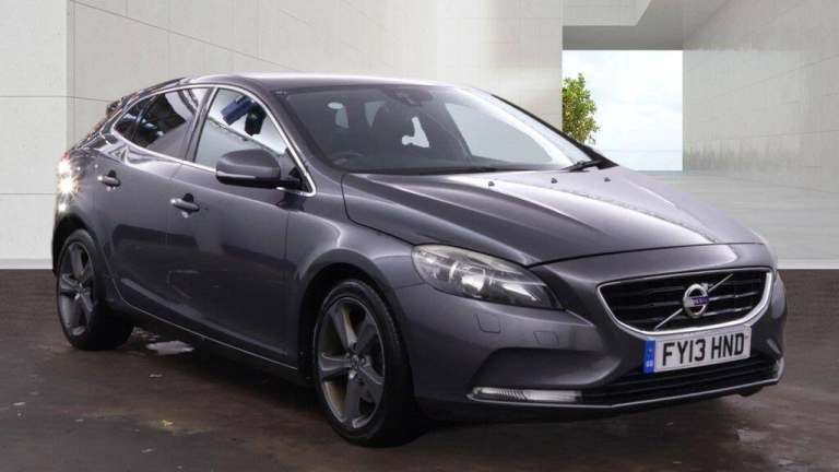 2013 Volvo V40 1.6 T3 SE Euro 5 (s/s) 5dr HATCHBACK Petrol Manual