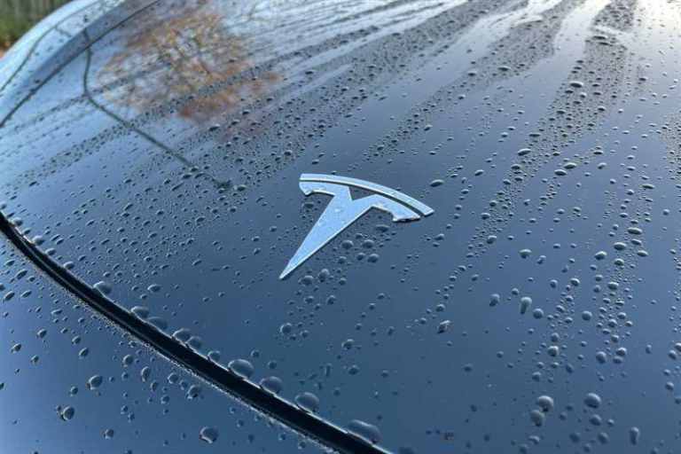 2022 Tesla Model 3 Standard Range Plus Saloon 4dr Electric Auto RWD (241 bhp) Saloon Electric Aut...